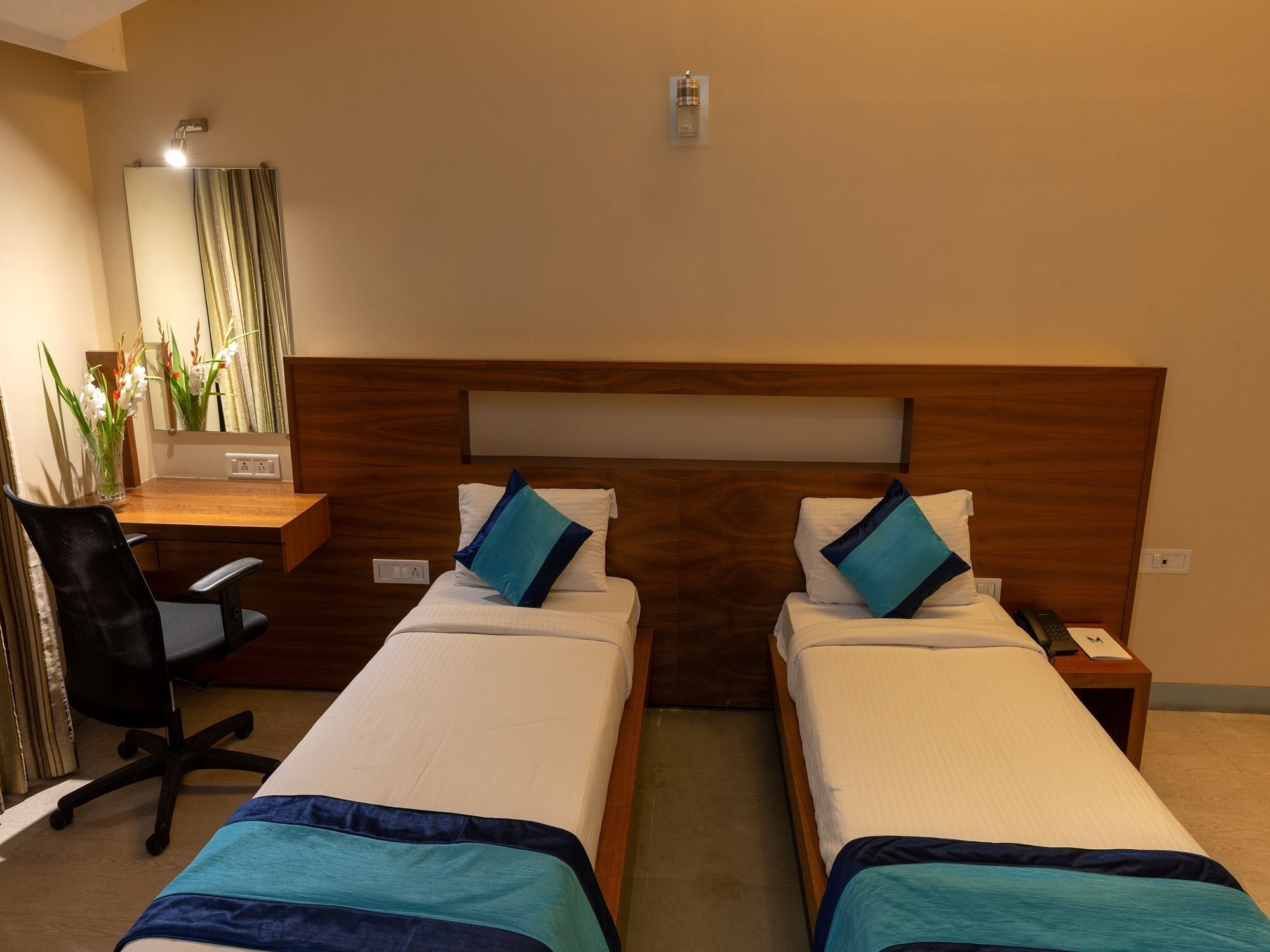 Hotel Mint Koregaon Park Pune Eksteriør bilde